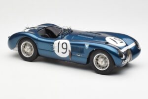 Jaguar C-Type #19 J. Stewart Ecurie Ecosse Goodwood Members Meeting 1954 CMC 1:18 M-192 Metalli — kuva 4 / 6