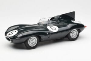 Jaguar D-Type #6 M. Hawthorn / I. Bueb Team Jaguar Cars Ltd 24 Hours of Le Mans 1955 AUTOart 1:18 85586 Metalli