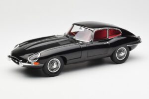 Jaguar E-Type 3.8 Series 1 Musta Kyosho 1:18 08954BK Metalli