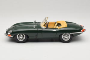 Jaguar E-Type Avoauto Vihreä Bburago 1:18 3026 Metalli — kuva 4 / 8