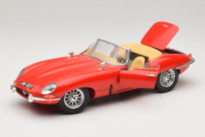 Jaguar E-Type Series 1 Avoauto Punainen Bburago 1:18 3038 Metalli — kuva 2 / 8