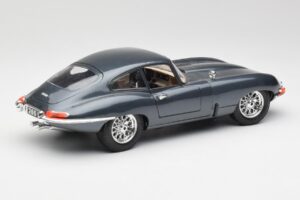 Jaguar E-Type Harmaa Bburago 1:18 30018 Metalli — kuva 3 / 8