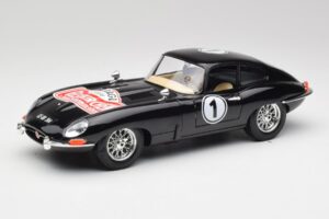 Jaguar E-Type Series 1 #1 British Racing Green Bburago 1:18 3018-M3 Metalli
