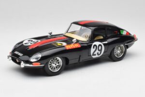 Jaguar E-Type #29 Musta Bburago 1:18 3018-M4 Metalli