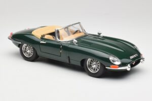 Jaguar E-Type Series 1 Roadster Vihreä Bburago 1:18 3018-M5 Metalli — kuva 6 / 8