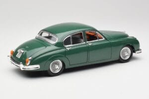 Jaguar Mark II British Racing Vihreä & Sininen Sisusta Maisto 1:18 59001 Metalli — kuva 3 / 8