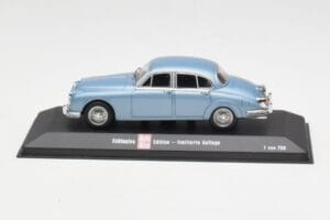 Jaguar Mk II Blue Metallic Minichamps 1:43 433130604 Metalli
