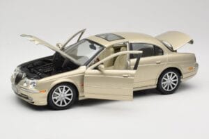 Jaguar S-Type X200 Pronssi Maisto 1:18 50332 Metalli — kuva 2 / 8