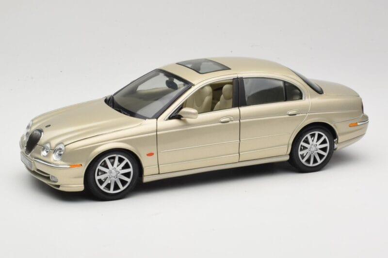 Jaguar S-Type X200 Pronssi Maisto 1:18 50332 Metalli