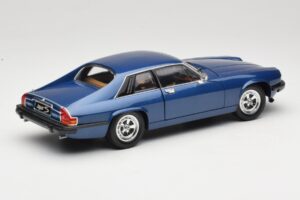 Jaguar XJ-S Sininen Road Signature 1:18 92658 Metalli — kuva 3 / 8