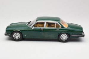 Jaguar XJ Series III Tummanvihreä MCG 1:18 MCG18175 Metalli — kuva 3 / 6