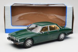 Jaguar XJ Series III Tummanvihreä MCG 1:18 MCG18175 Metalli — kuva 6 / 6