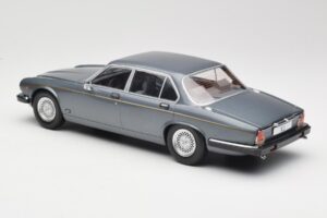 Jaguar XJ Series III Metallic Grey MCG 1:18 MCG18177 Metalli — kuva 5 / 6