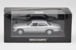 Jaguar XJ12 Series II Hopea Minichamps 1:43 400130401 Metalli — kuva 4 / 4