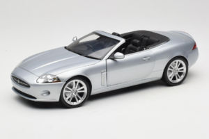 Jaguar XK X150 Avoauto Hopea Minichamps 1:18 153130533 Metalli