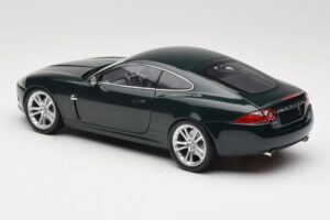 Jaguar XK X150 Coupe Vihreä Minichamps 1:18 150130501 Metalli — kuva 7 / 8