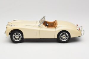 Jaguar XK120 Valkoinen Eduscho 1:18 7482-1HTH Metalli — kuva 4 / 8