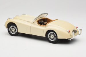 Jaguar XK120 Valkoinen Eduscho 1:18 7482-1HTH Metalli — kuva 7 / 8