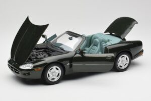 Jaguar XK8 X100 Avoauto British Racing Vihreä Maisto 1:18 50285 Metalli — kuva 2 / 8