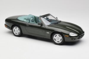 Jaguar XK8 X100 Avoauto British Racing Vihreä Maisto 1:18 50285 Metalli — kuva 6 / 8