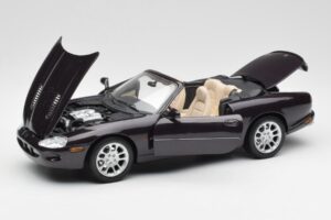 Jaguar XKR X100 Avoauto Harmaa Maisto 1:18 50331 Metalli — kuva 2 / 8