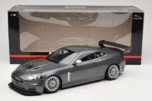 Jaguar XKR GT3 Grey Metallic Minichamps 1:18 150081390 Metalli — kuva 6 / 6