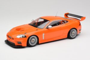 Jaguar XKR GT3 Racing Orange Minichamps 1:18 150081391 Metalli