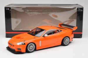 Jaguar XKR GT3 Racing Orange Minichamps 1:18 150081391 Metalli — kuva 6 / 6
