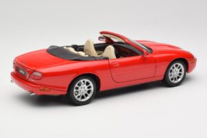 Jaguar XKR X100 Punainen Maisto 1:18 50330 Metalli — kuva 3 / 8