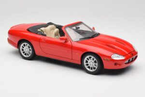 Jaguar XKR X100 Punainen Maisto 1:18 50330 Metalli — kuva 6 / 8