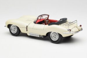 Jaguar XKSS Kerma AUTOart 1:18 73512 Metalli — kuva 7 / 8