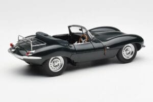 Jaguar XKSS Steve McQueen Personal Car AUTOart 1:18 73526 Metalli — kuva 3 / 8