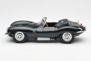 Jaguar XKSS Steve McQueen Personal Car AUTOart 1:18 73526 Metalli — kuva 4 / 8