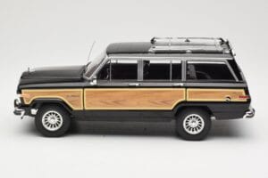 Jeep Grand Wagoneer Musta KK-Scale 1:18 KKDC181113 Metalli — kuva 3 / 6
