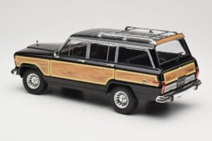 Jeep Grand Wagoneer Musta KK-Scale 1:18 KKDC181113 Metalli — kuva 5 / 6