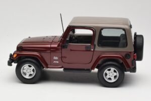Jeep Wrangler TJ Sahara Punainen Maisto 1:18 31662 Metalli — kuva 4 / 8