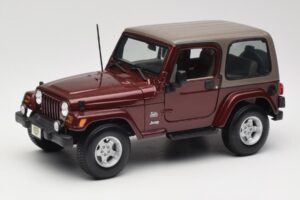 Jeep Wrangler TJ Sahara Punainen Maisto 1:18 31662 Metalli