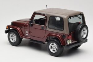 Jeep Wrangler TJ Sahara Punainen Maisto 1:18 31662 Metalli — kuva 7 / 8