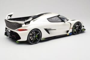 Koenigsegg Jesko Attack Crystal White Pearl GT Spirit 1:12 GT501 Hartsi — kuva 2 / 6