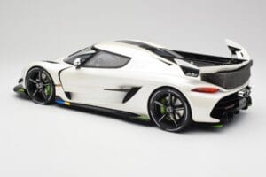 Koenigsegg Jesko Attack Crystal White Pearl GT Spirit 1:12 GT501 Hartsi — kuva 5 / 6