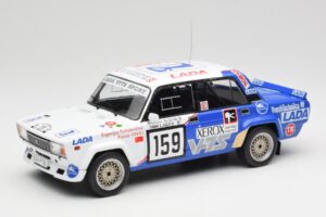 Lada 2105 VFTS #159 E. Tumalevicius 1000 Lakes Rally 1987 IXO 1:18 18RMC181B Metalli