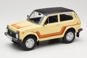 Lada Niva 2121 California Beige MCG 1:18 MCG18004 Metalli