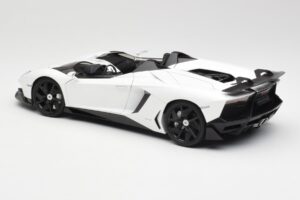 Lamborghini Aventador J Valkoinen AUTOart 1:18 74674 Metalli — kuva 7 / 8