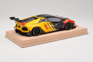 Lamborghini Aventador Liberty Walk Infinite Musta Keltainen Timothy & Pierre 1:18 REMC035 Metalli — kuva 3 / 7