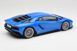Lamborghini Aventador S LP740-4 Blue Nila AUTOart 1:18 79134 Metalli — kuva 3 / 8