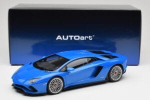Lamborghini Aventador S LP740-4 Blue Nila AUTOart 1:18 79134 Metalli — kuva 8 / 8