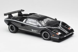 Lamborghini Countach LP500S Musta Kyosho 1:18 08326K Metalli — kuva 6 / 8