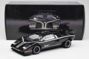 Lamborghini Countach LP500S Musta Kyosho 1:18 08326K Metalli — kuva 8 / 8