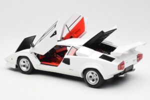 Lamborghini Countach LP500S Valkoinen Kyosho 1:18 08320E Metalli — kuva 5 / 8