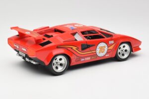 Lamborghini Countach Punainen Bburago 1:18 3047 Metalli — kuva 3 / 8